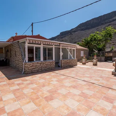 3br Country Terrace House - Private Pool 別荘
